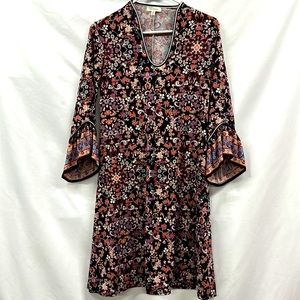 Max Studio Size XS Floral/Paisley print with Bell sleeves.